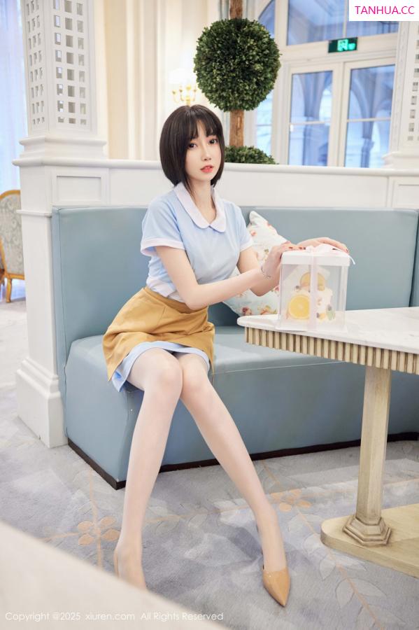 玥儿玥  [XiuRen]高清写真图 2025.02.10 No.9864 玥儿玥er 丝袜美腿第17张图片